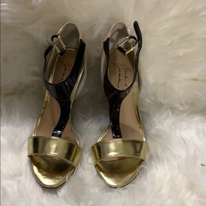 Mark & James by Badgley Mischka 👠